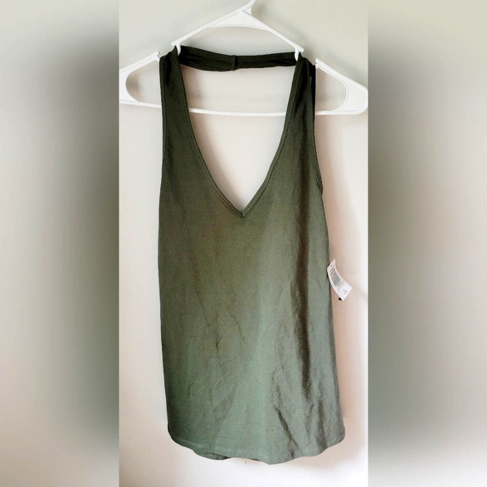 Torrid Green Halter Top NWT Size 1